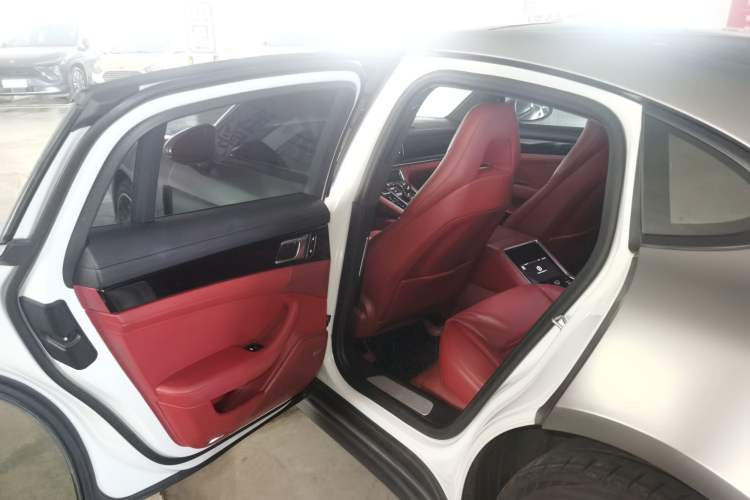 Used Porsche Panamera 2017 Panamera 3.0T Left Rear Seat