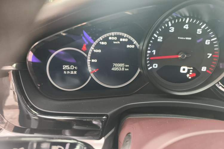 Used Porsche Panamera 2017 Panamera Executive Long Wheelbase 3.0T Odometer Close Up