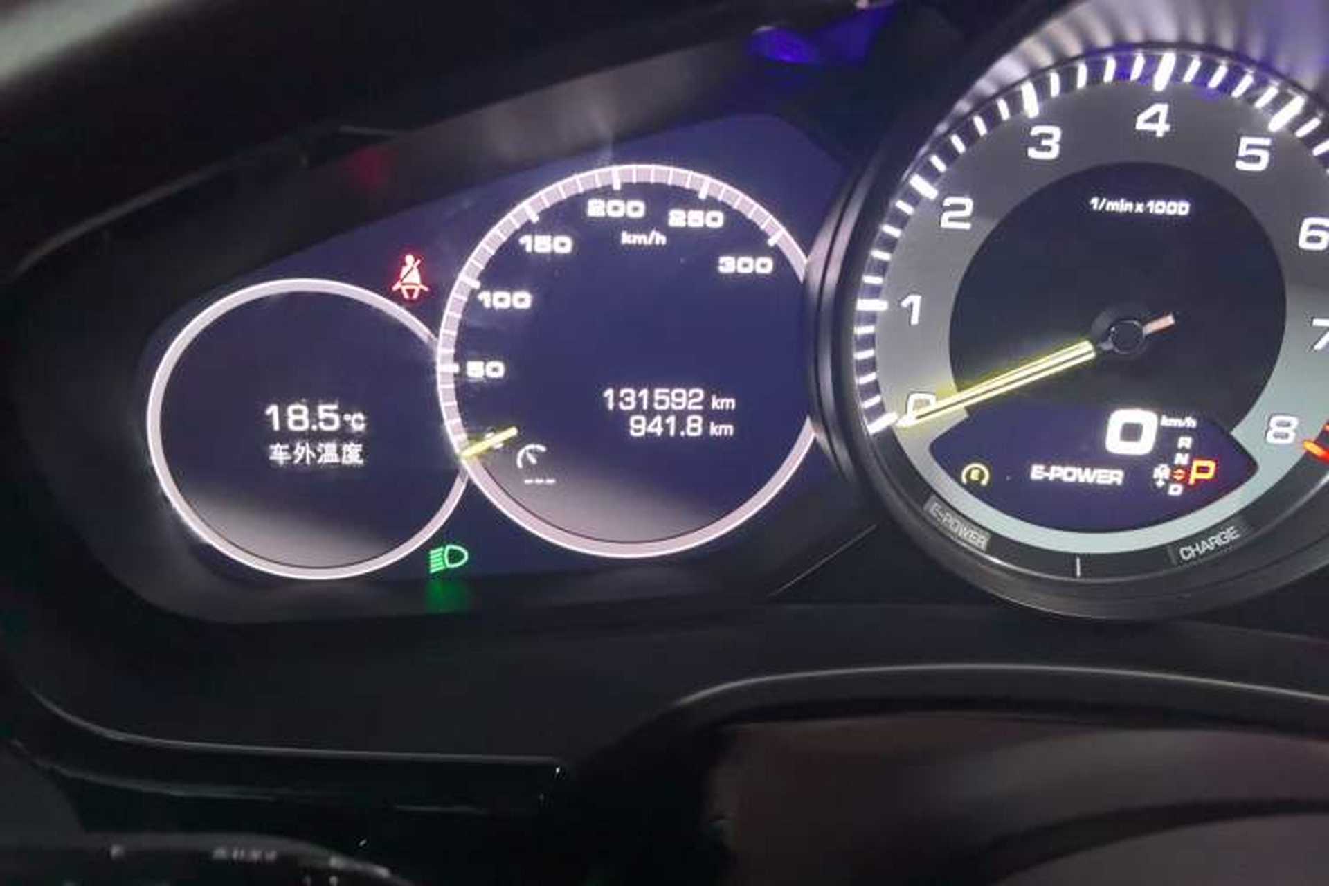 Used Porsche Panamera 2017 Panamera 4 E-Hybrid Executive Long Wheelbase 2.9T Odometer Close Up
