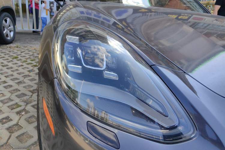 Used Porsche Panamera 2017 Panamera 4S 2.9T Right Front Headlight