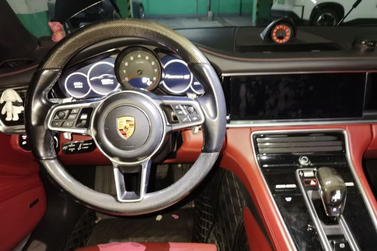 Used Porsche Panamera 2017 Panamera 3.0T Steering Wheel