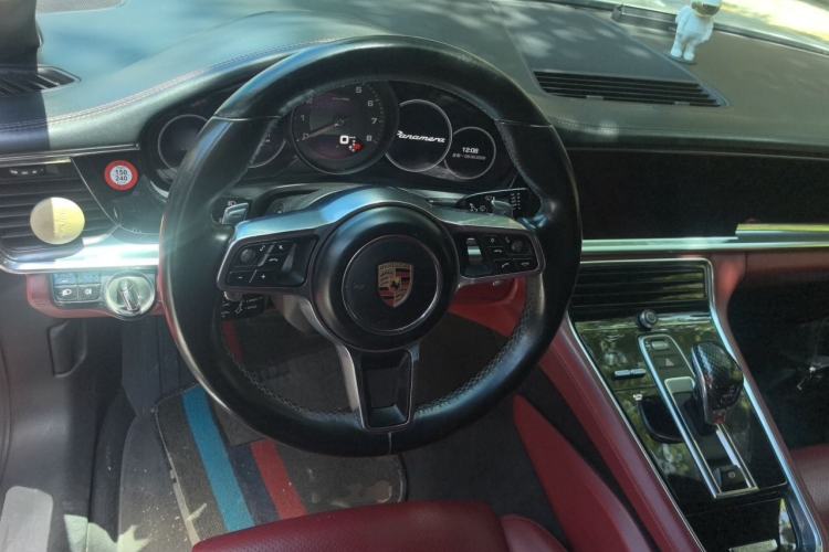 Used Porsche Panamera 2017 Panamera 3.0T Steering Wheel