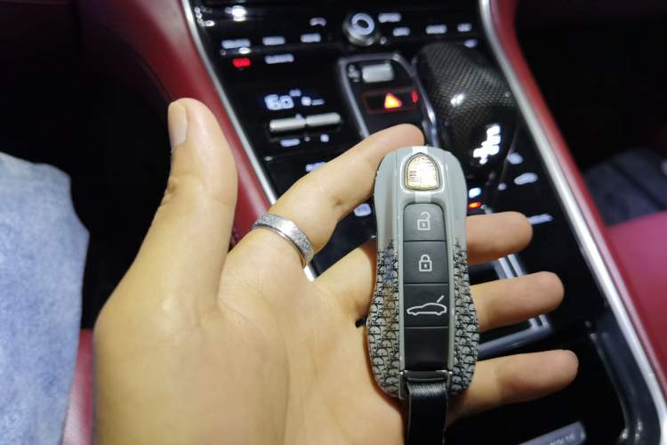 Used Porsche Panamera 2017 Panamera 3.0T Vehicle Key