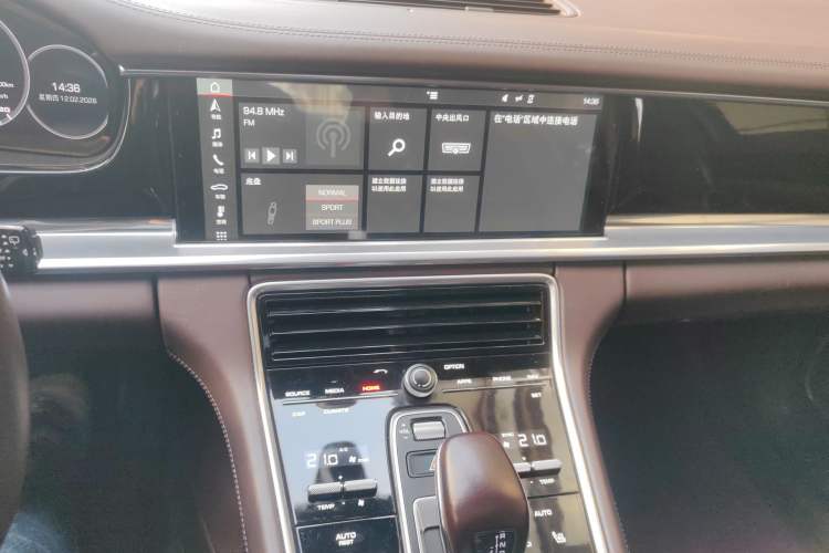 Used Porsche Panamera 2017 Panamera 3.0T Audio And AC Panel