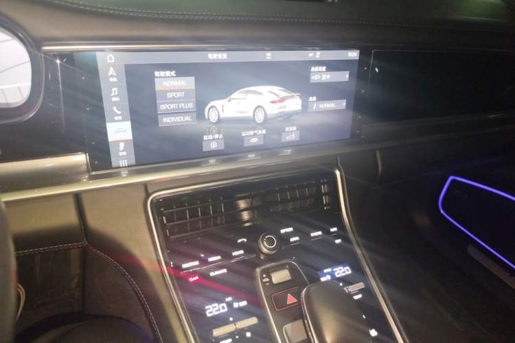 Used Porsche Panamera 2017 Panamera 3.0T Audio And AC Panel