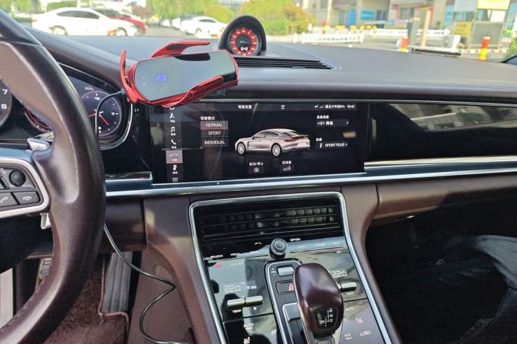 Used Porsche Panamera 2017 Panamera 3.0T Audio And AC Panel