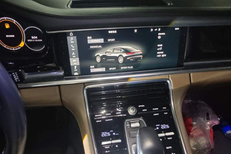 Used Porsche Panamera 2017 Panamera 4S 2.9T Audio And AC Panel