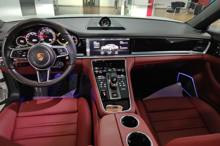 Used Porsche Panamera 2017 Panamera 3.0T Center Console