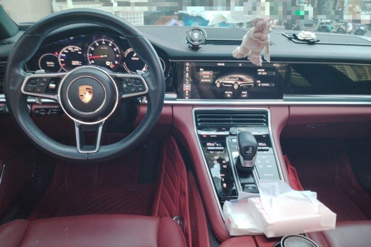 Used Porsche Panamera 2017 Panamera 3.0T Center Console