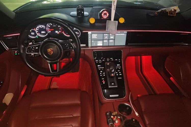 Used Porsche Panamera 2017 Panamera 3.0T Center Console