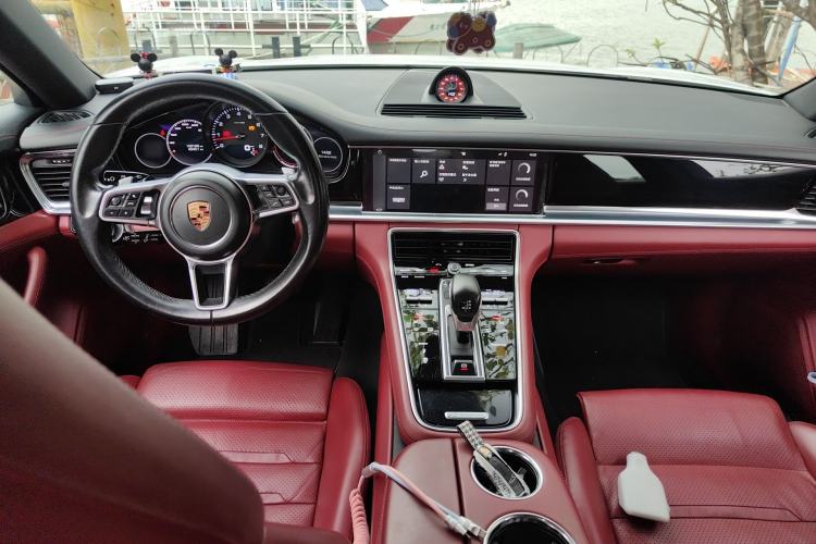 Used Porsche Panamera 2017 Panamera 3.0T Center Console