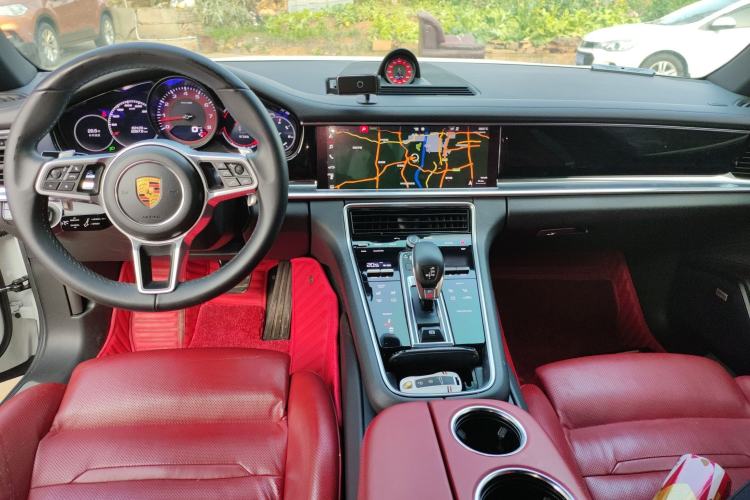 Used Porsche Panamera 2017 Panamera 3.0T Center Console