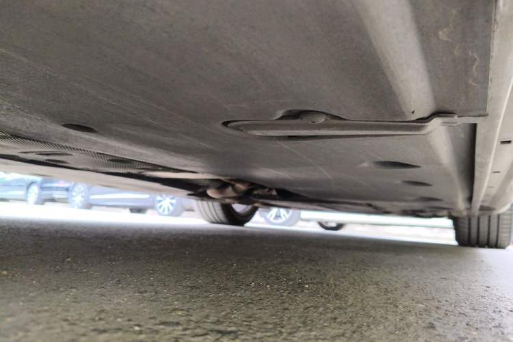 Used Porsche Panamera 2017 Panamera 4 Executive Long Wheelbase 3.0T Chassis Rear Right