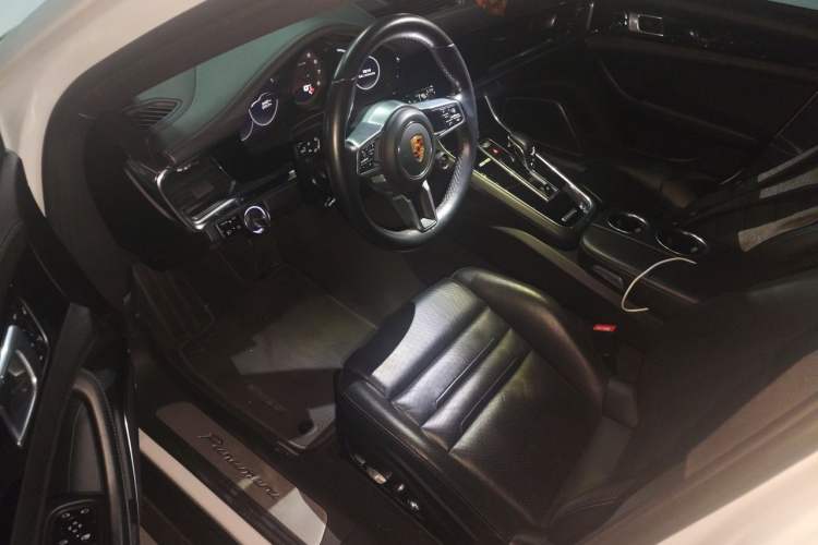 Used Porsche Panamera 2017 Panamera 3.0T Driver Seat