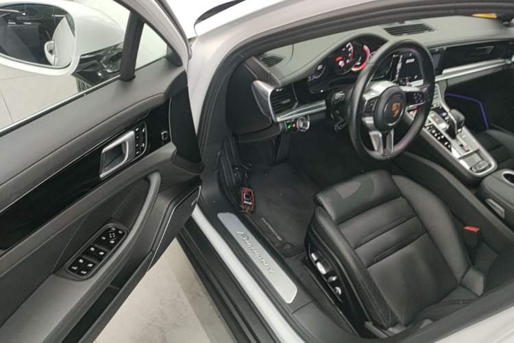 Used Porsche Panamera 2017 Panamera 3.0T Driver Seat