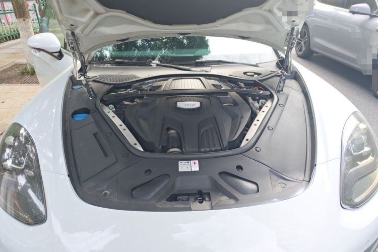 Used Porsche Panamera 2017 Panamera 3.0T Engine Bay
