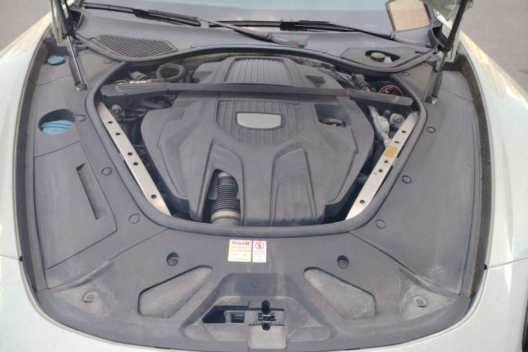 Used Porsche Panamera 2017 Panamera 3.0T Engine Bay