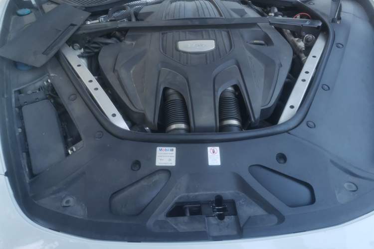 Used Porsche Panamera 2017 Panamera 4S 2.9T Engine Bay