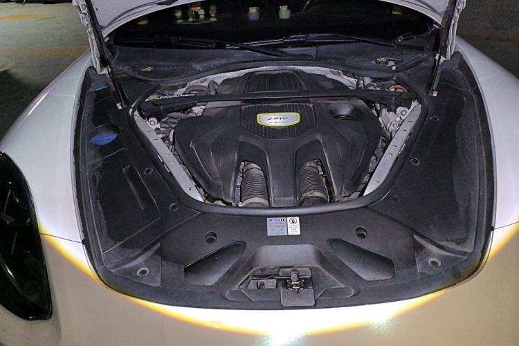 Used Porsche Panamera 2017 Panamera 4 E-Hybrid Executive Long Wheelbase 2.9T Engine Bay