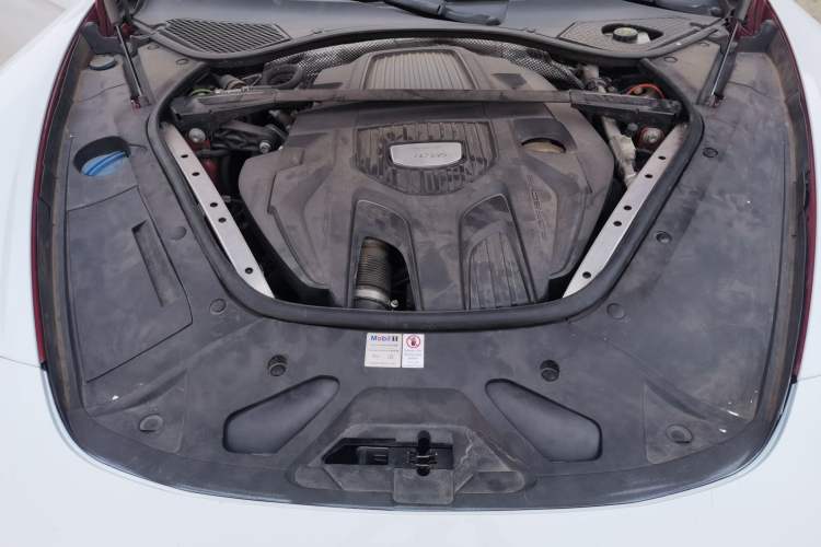 Used Porsche Panamera 2017 Panamera 3.0T Engine Bay