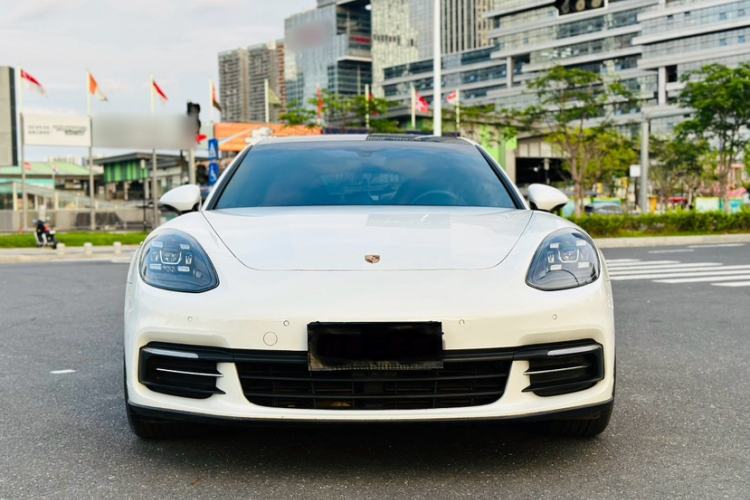 Used Porsche Panamera 2017 Panamera 4 Executive Long Wheelbase 3.0T Exterior 1