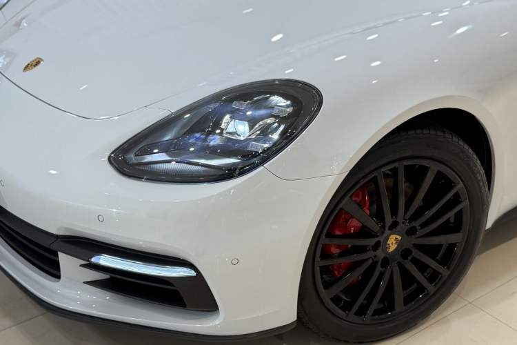 Used Porsche Panamera 2017 Panamera 3.0T Exterior 10