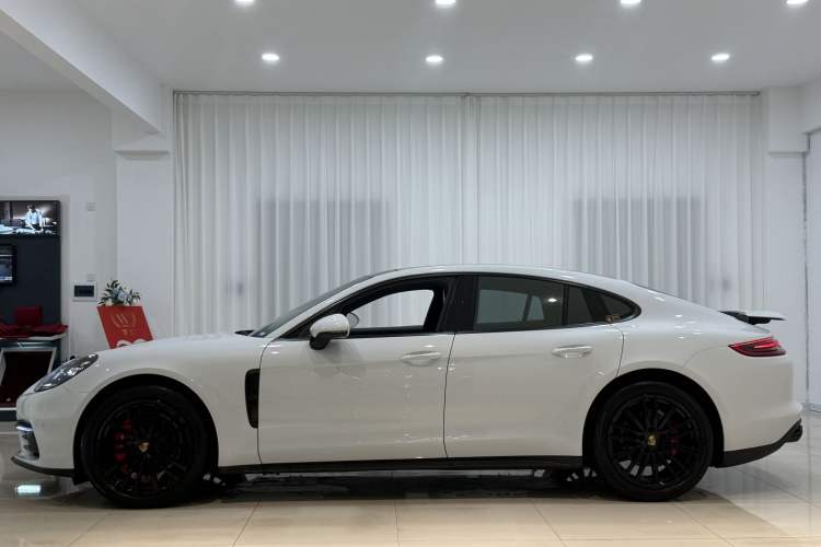 Used Porsche Panamera 2017 Panamera 3.0T Exterior 2