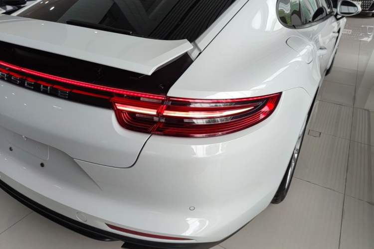 Used Porsche Panamera 2017 Panamera 3.0T Exterior 3