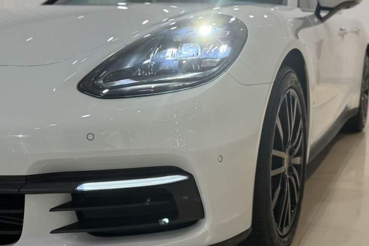 Used Porsche Panamera 2017 Panamera 3.0T Exterior 9
