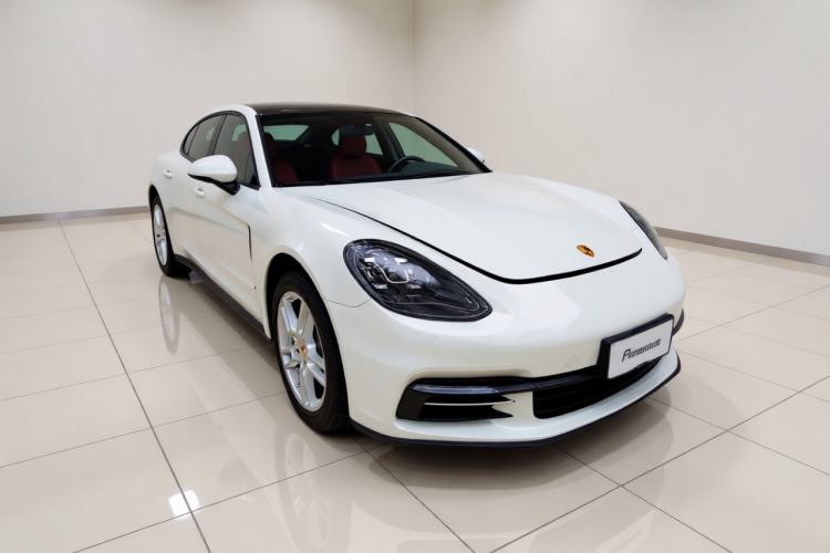 Used Porsche Panamera 2017 Panamera Executive Long Wheelbase 3.0T Front Right 45 Deg