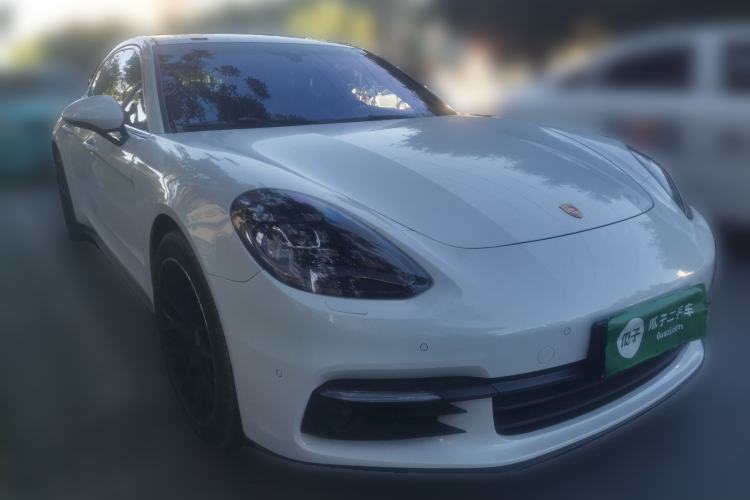 Used Porsche Panamera 2017 Panamera 4S 2.9T Front Right 45 Deg