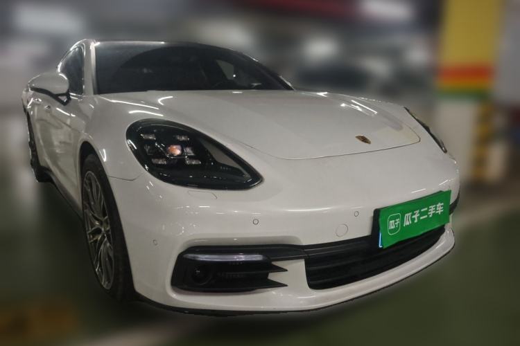 Used Porsche Panamera 2017 Panamera 4S 2.9T Front Right 45 Deg
