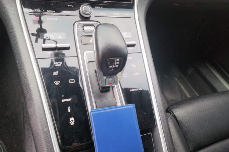 Used Porsche Panamera 2017 Panamera 3.0T Gear Lever