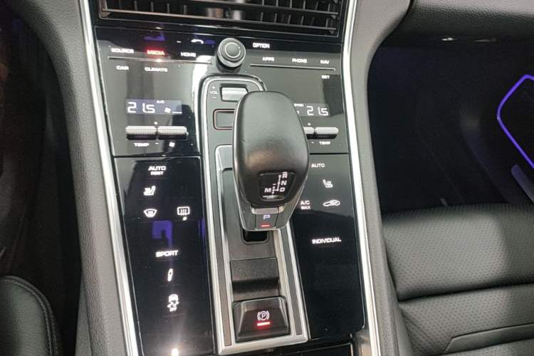 Used Porsche Panamera 2017 Panamera 3.0T Gear Lever
