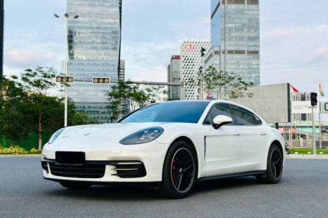 Used Porsche Panamera 2017 Panamera 4 Executive Long Wheelbase 3.0T
