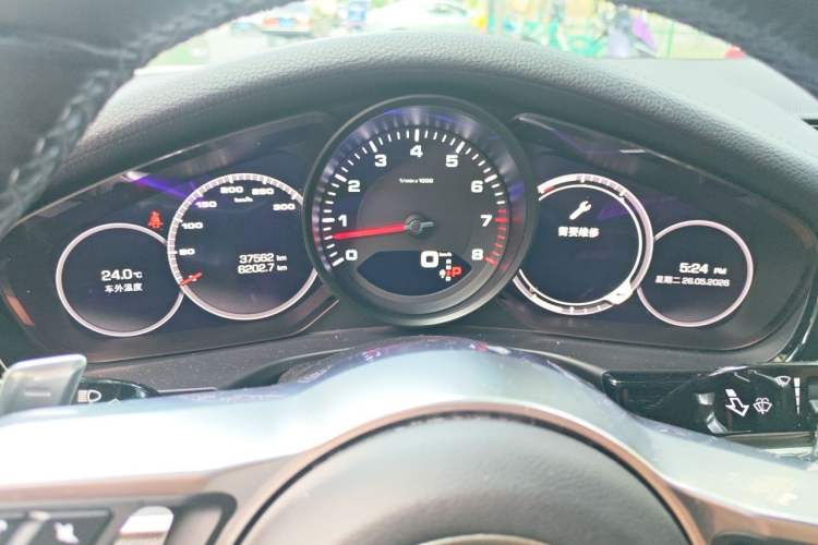 Used Porsche Panamera 2017 Panamera 3.0T Instrument Cluster