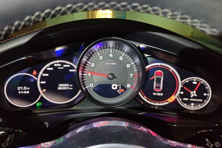 Used Porsche Panamera 2017 Panamera 3.0T Instrument Cluster