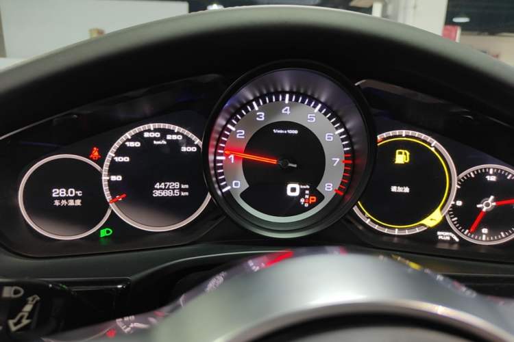Used Porsche Panamera 2017 Panamera 3.0T Instrument Cluster