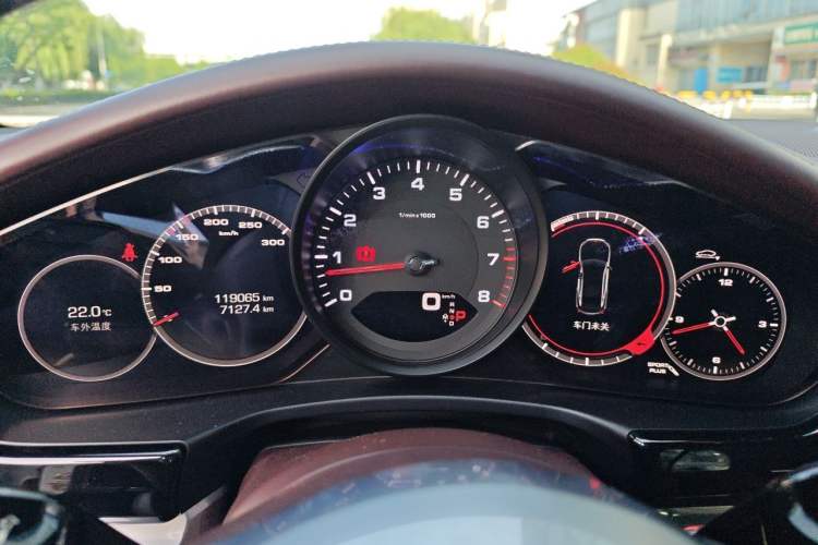 Used Porsche Panamera 2017 Panamera 3.0T Instrument Cluster