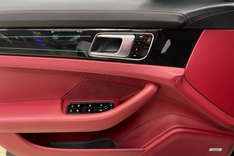 Used Porsche Panamera 2017 Panamera 3.0T Interior 1