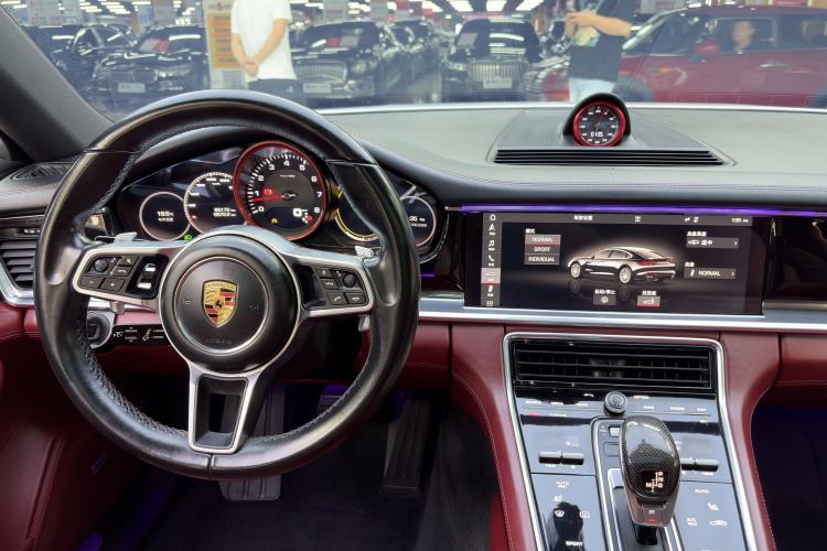 Used Porsche Panamera 2017 Panamera 3.0T Interior 2