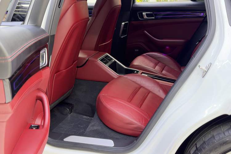 Used Porsche Panamera 2017 Panamera 3.0T Interior 6
