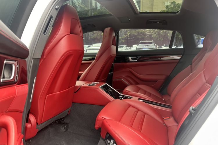 Used Porsche Panamera 2017 Panamera Executive Long Wheelbase 3.0T Interior 7
