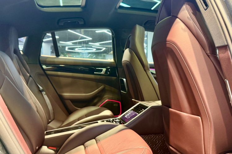 Used Porsche Panamera 2017 Panamera 3.0T Interior 9