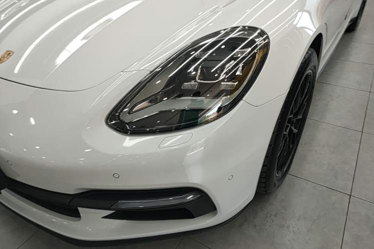 Used Porsche Panamera 2017 Panamera 3.0T Left Front Headlight
