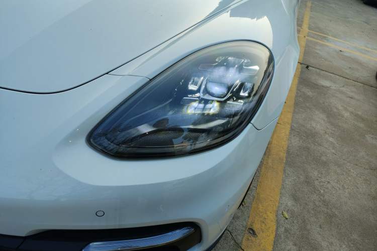 Used Porsche Panamera 2017 Panamera 3.0T Left Front Headlight
