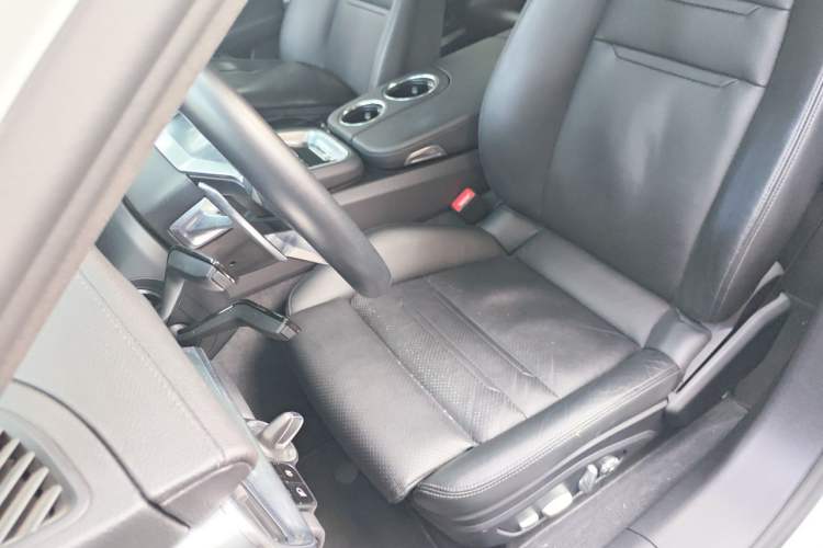 Used Porsche Panamera 2017 Panamera 3.0T Left Front Seat