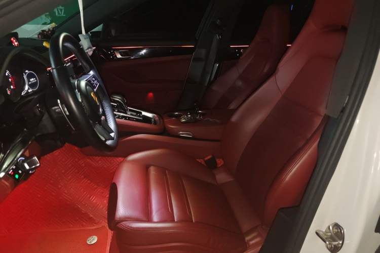 Used Porsche Panamera 2017 Panamera 3.0T Left Front Seat
