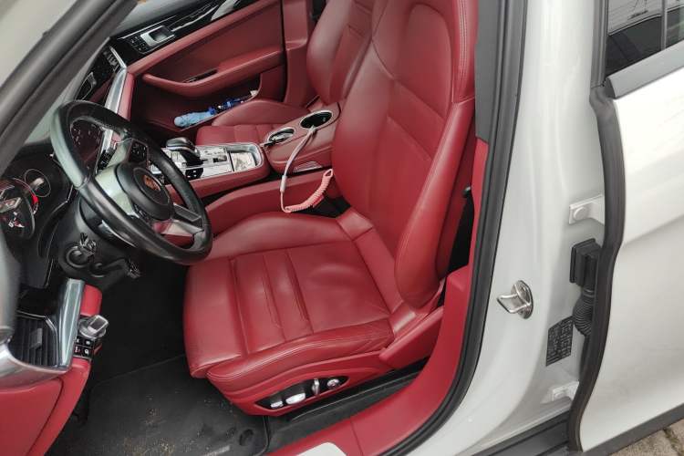 Used Porsche Panamera 2017 Panamera 3.0T Left Front Seat