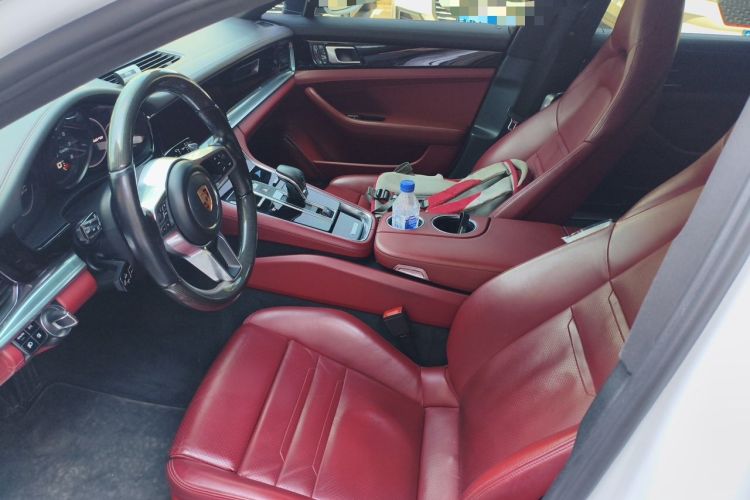 Used Porsche Panamera 2017 Panamera Executive Long Wheelbase 3.0T Left Front Seat